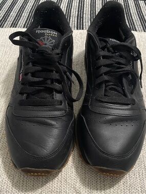 Reebok Classic Men's Black Leather Sneakers with Gum Outsole